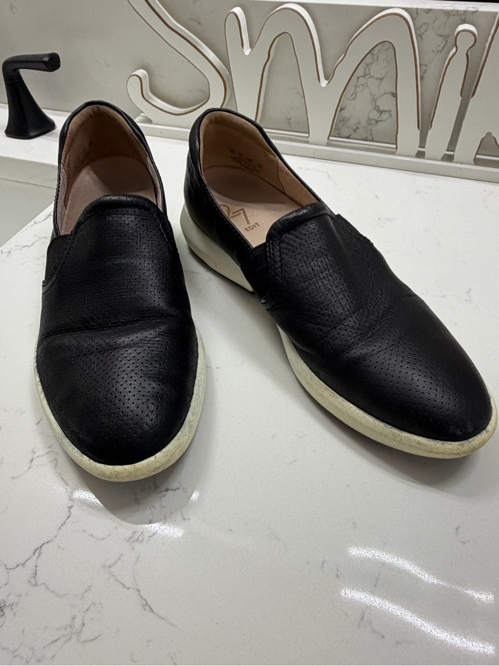 Women’s slip on naturalizer shoes 27 edit women’s size 7 leather shoes